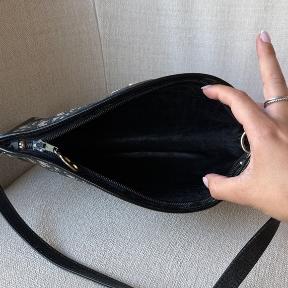 Vintage Monogram Canvas Logo Christian Dior Shoulder bag purse-80’s - Picture 10 of 14